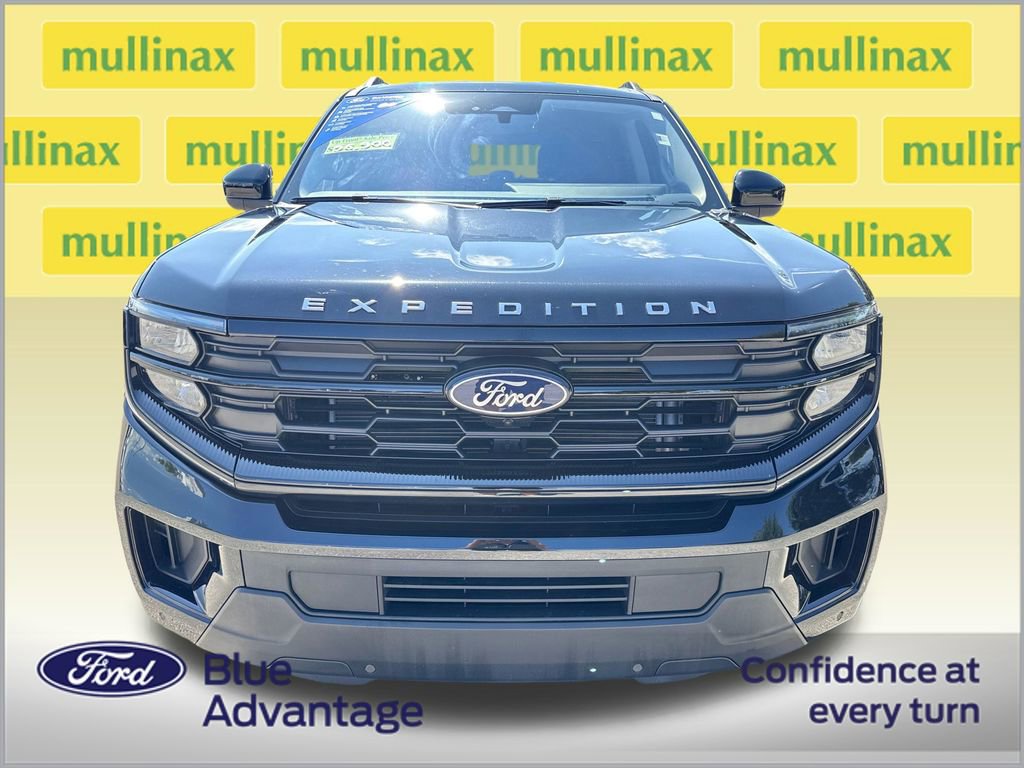 Certified 2025 Ford Expedition Max Active RWD image 11