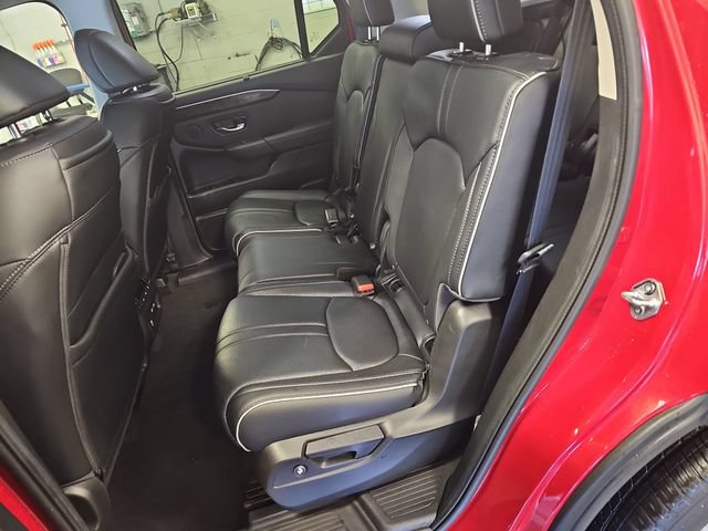 Used 2023 Honda Pilot Elite image 14
