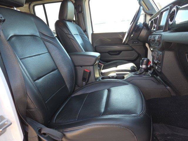 Used 2020 Jeep Wrangler Unlimited Sahara AWD/4WD image 24