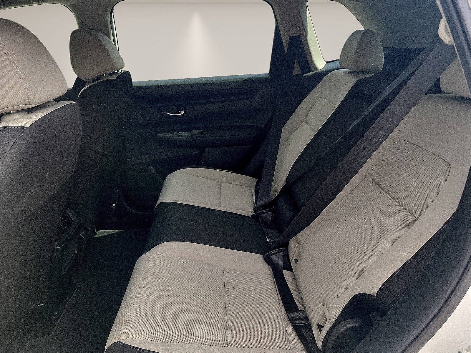 Used 2025 Honda CR-V LX image 11