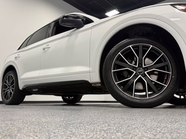 Used 2024 Audi SQ5 Premium Plus w/ Premium Plus Package AWD/4WD image 2