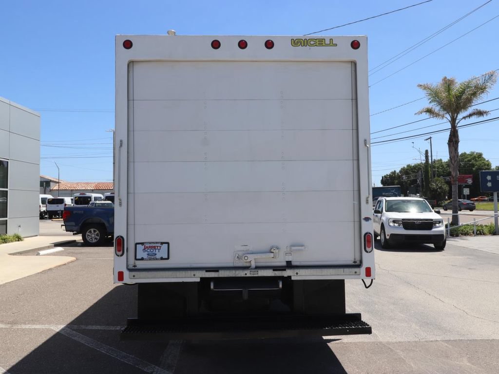 Certified 2024 Ford E-350 and Econoline 350 Super Duty w/ Power Windows & Locks Group RWD image 12