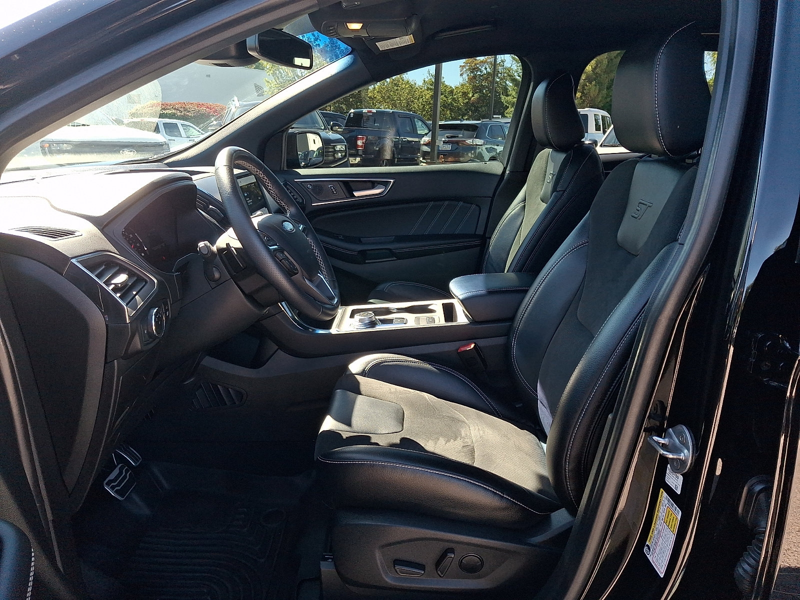 Certified 2023 Ford Edge ST AWD/4WD image 17