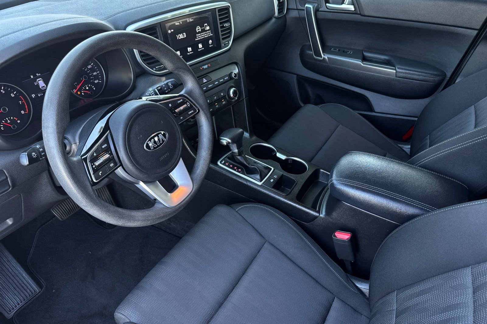 Used 2020 Kia Sportage LX FWD image 3