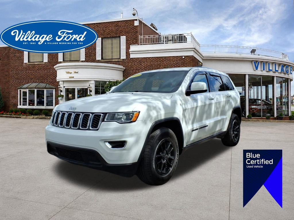 Used 2020 Jeep Grand Cherokee Laredo AWD/4WD image 1