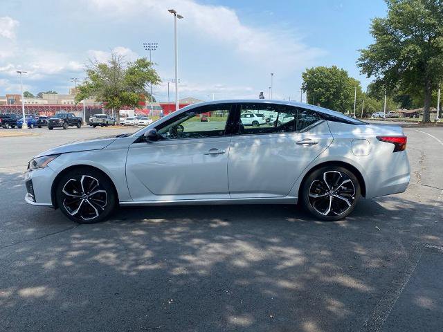 Used 2024 Nissan Altima 2.5 SR FWD image 4
