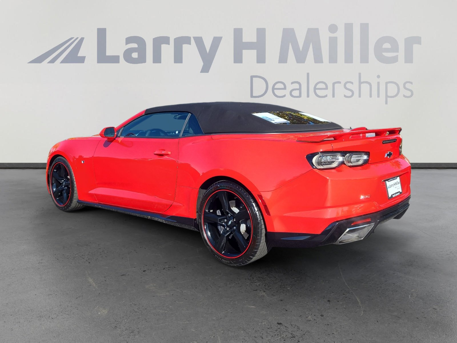 Used 2021 Chevrolet Camaro SS image 3