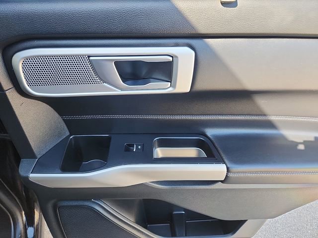 Certified 2023 Ford Explorer Limited AWD/4WD image 32