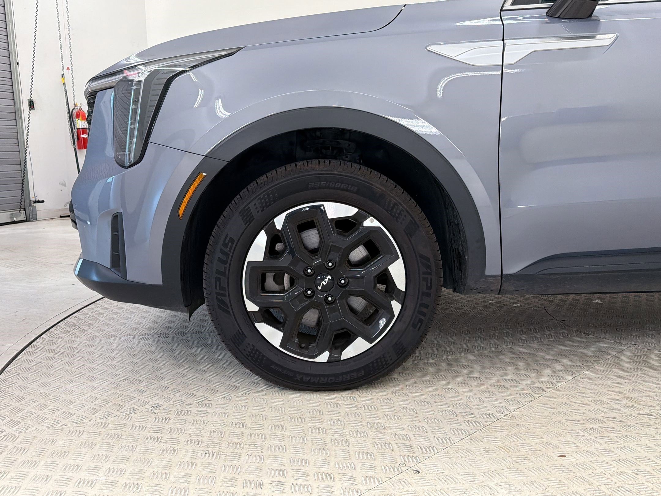 Used 2024 Kia Sorento S AWD/4WD image 12