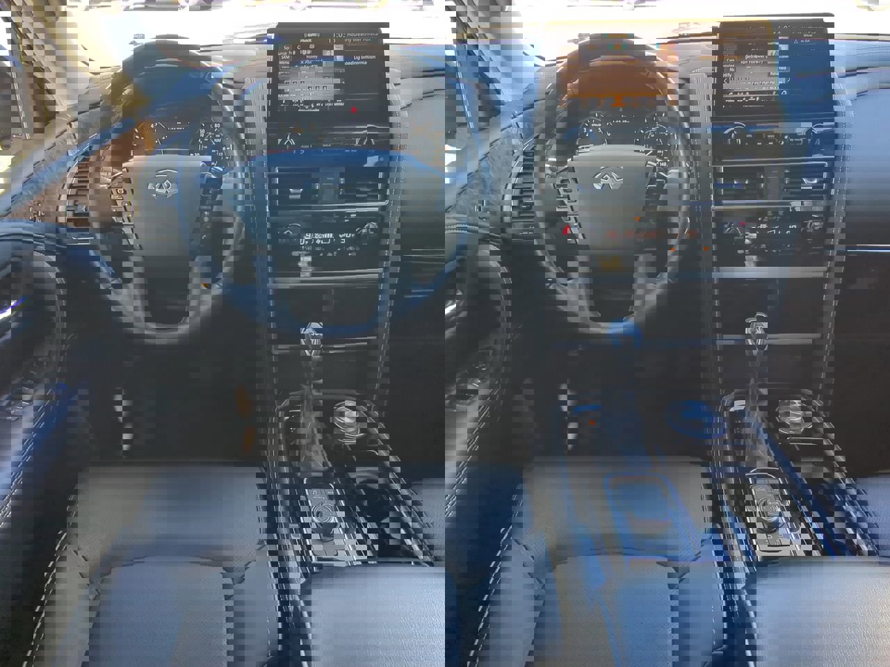 Used 2023 INFINITI QX80 Premium Select w/ All-Season Package image 14