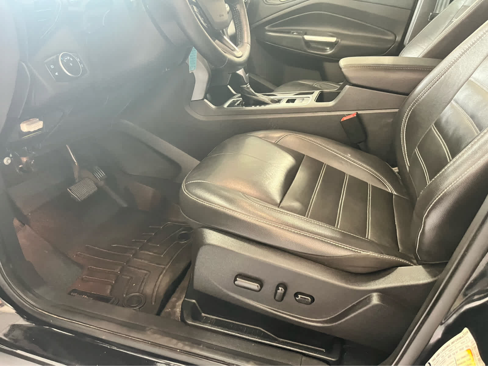 Certified 2018 Ford Escape SEL FWD image 15