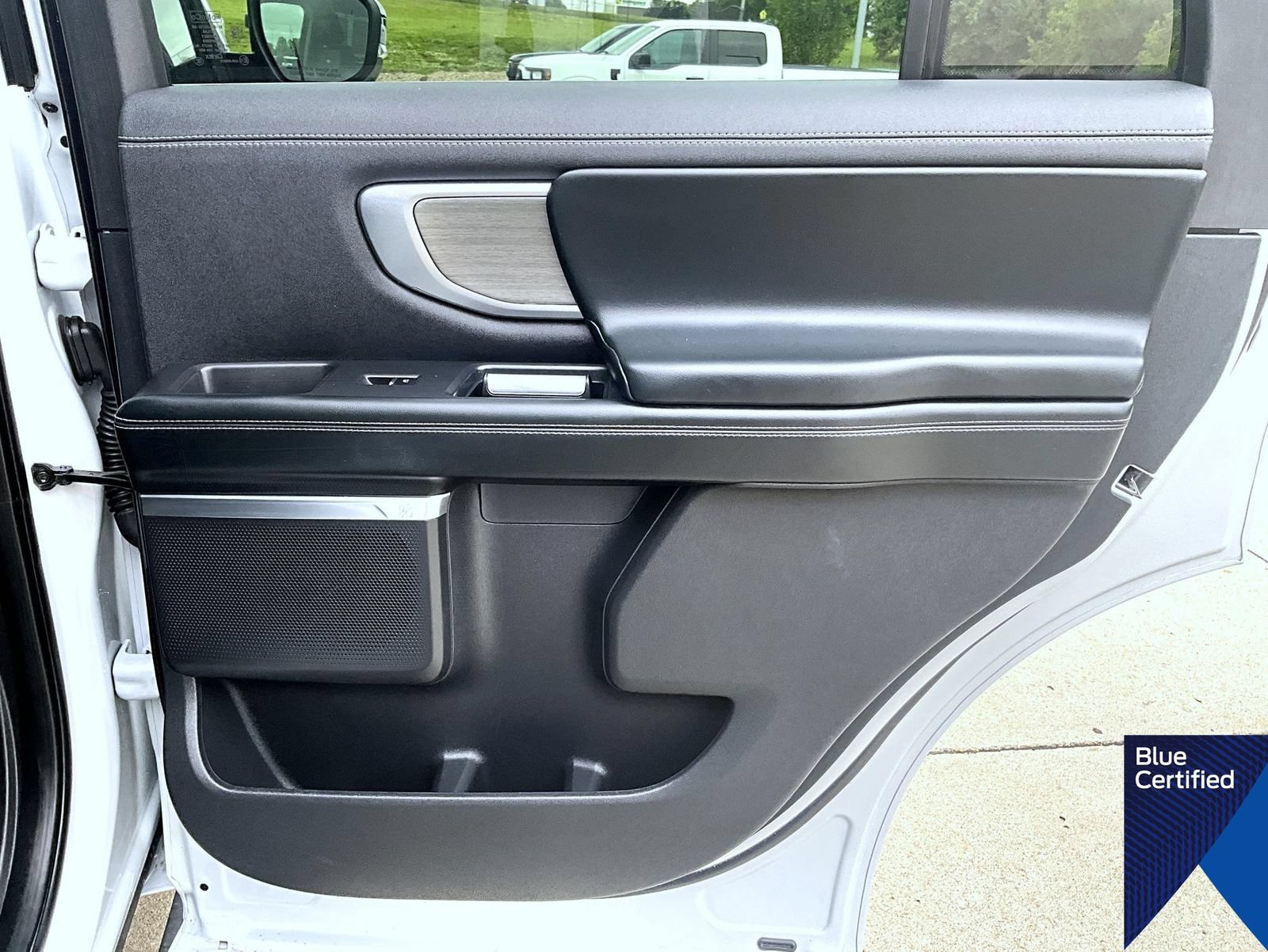 Certified 2025 Ford Expedition Platinum AWD/4WD image 18