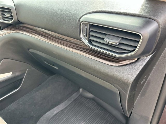 Certified 2022 Ford Explorer Limited w/ Limited Technology Package image 29