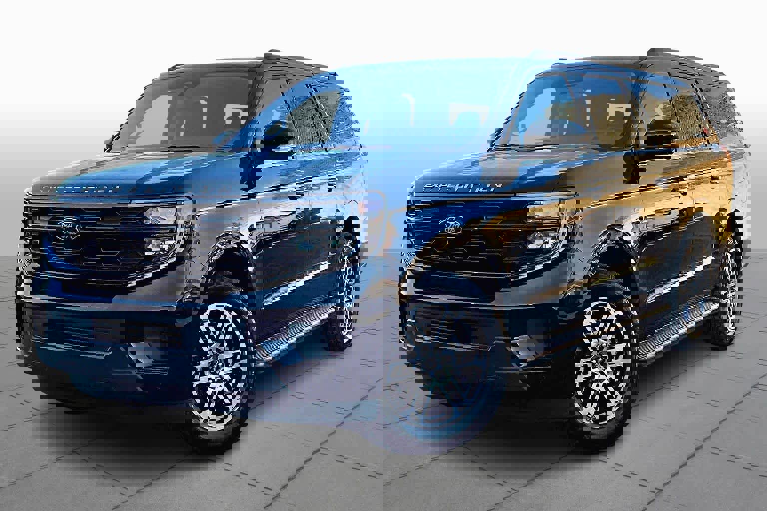 Certified 2025 Ford Expedition Max Active image 2