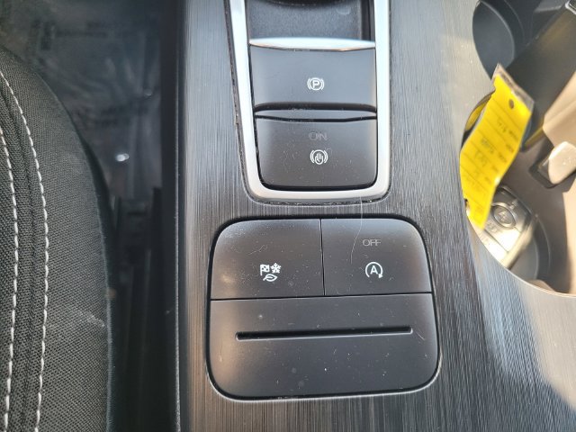 Certified 2025 Ford Escape Active FWD image 26
