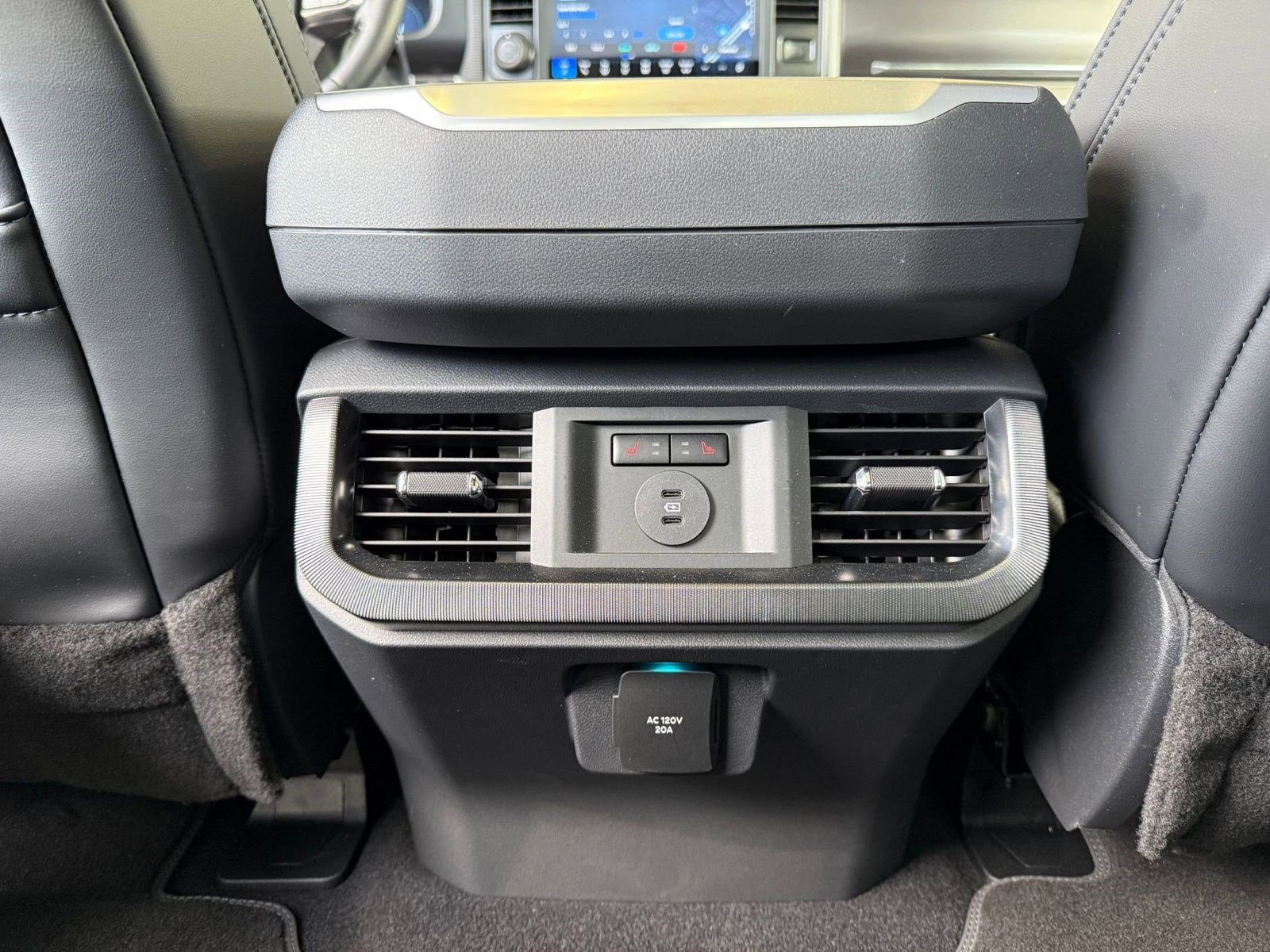 Certified 2025 Ford F150 Platinum w/ Equipment Group 702A High image 24