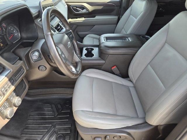 Used 2021 Chevrolet Tahoe Z71 w/ Luxury Package AWD/4WD image 12