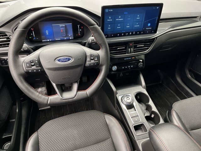 Certified 2025 Ford Escape ST-Line w/ Tech Pack #1 AWD/4WD image 11