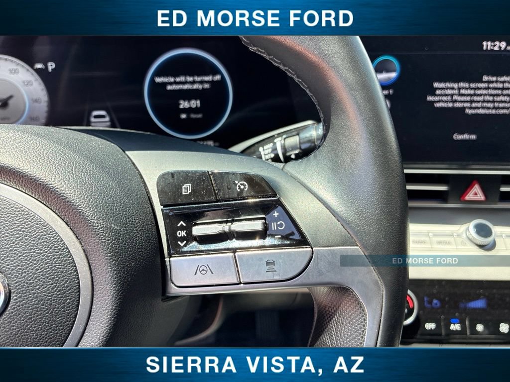Used 2023 Hyundai Elantra Limited FWD image 28