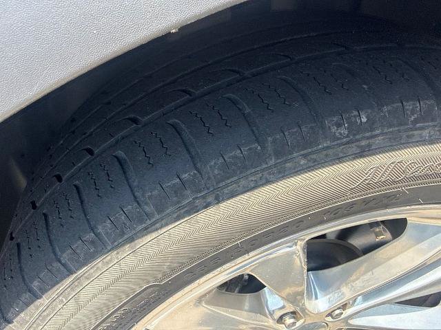 Certified 2018 Ford Explorer XLT w/ Equipment Group 202A FWD image 8