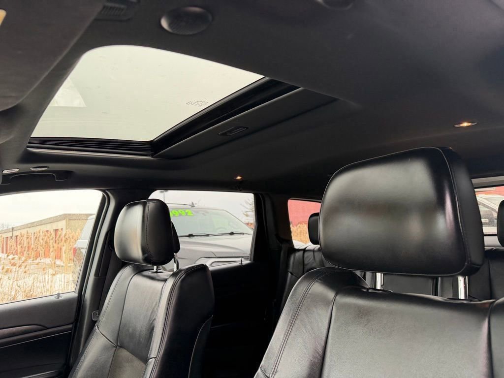 Used 2018 Jeep Grand Cherokee Altitude image 5