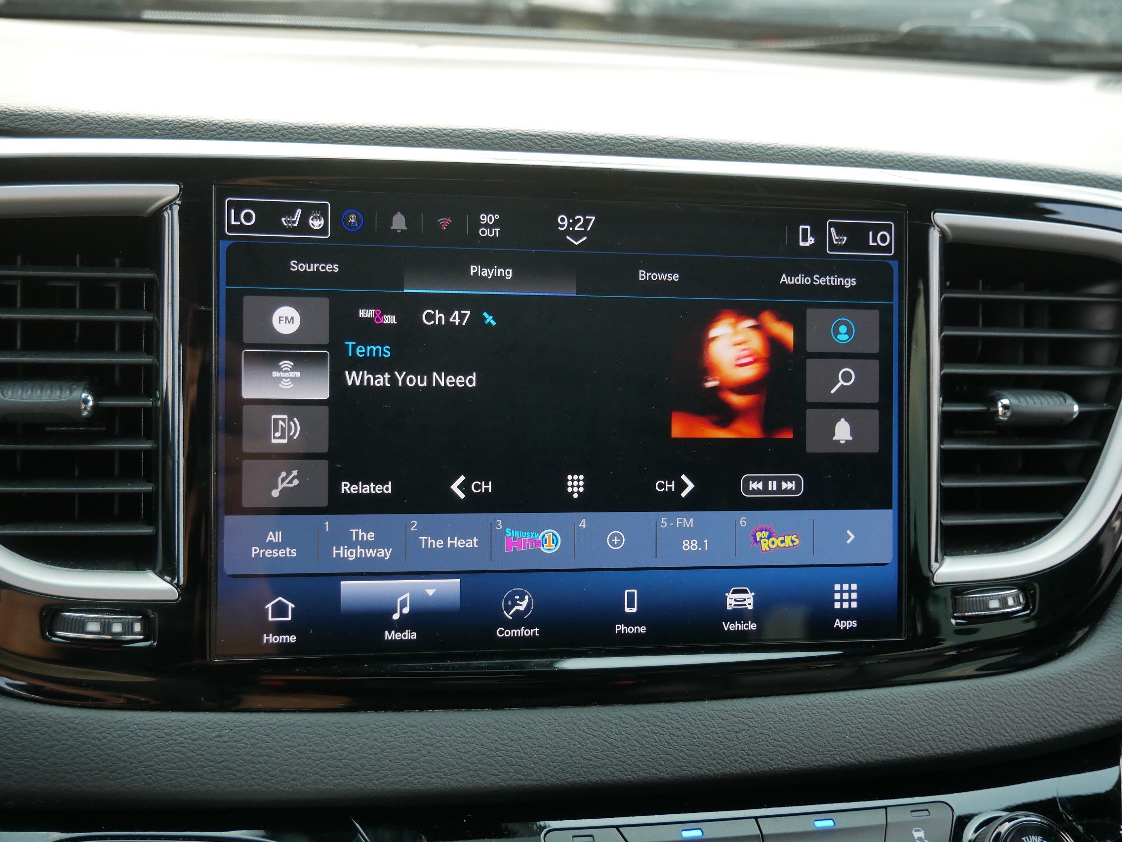 Used 2025 Chrysler Pacifica Select FWD image 22