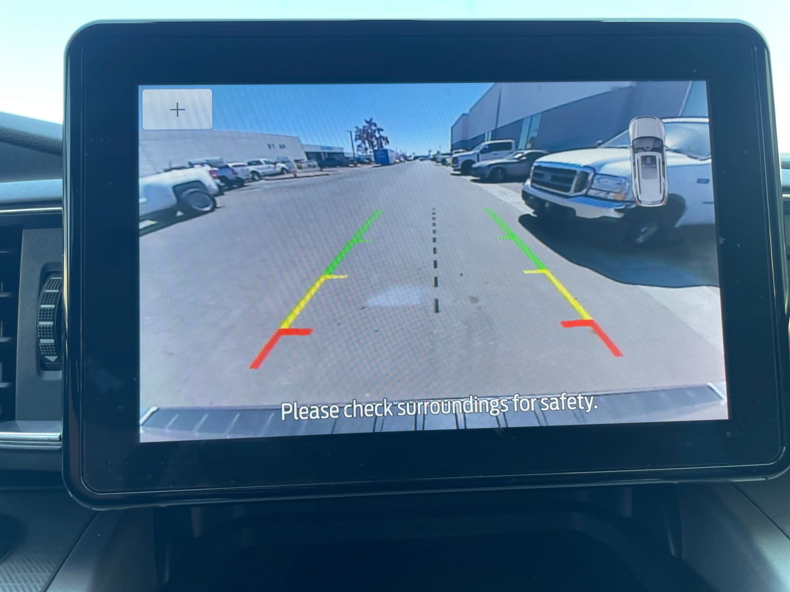 Certified 2022 Ford Explorer XLT w/ Equipment Group 202A image 24