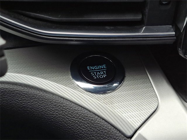 Certified 2022 Ford Explorer XLT w/ Equipment Group 202A image 21