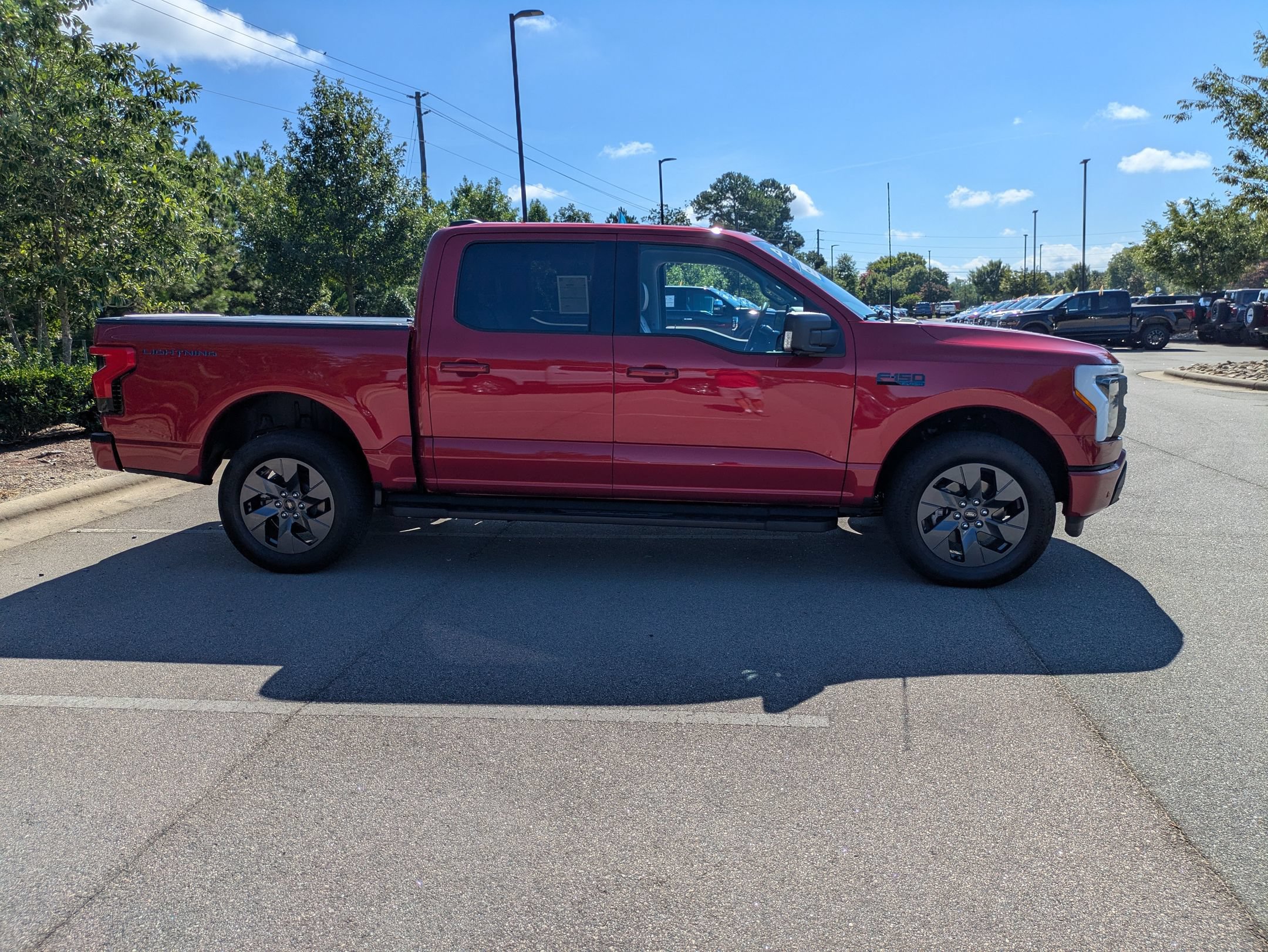 Certified 2025 Ford F150 Lightning Flash AWD/4WD image 3
