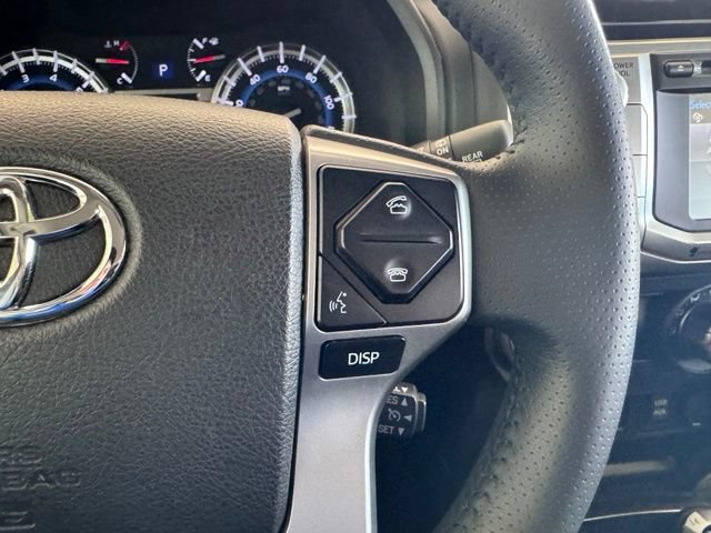 Used 2019 Toyota 4Runner SR5 AWD/4WD image 17
