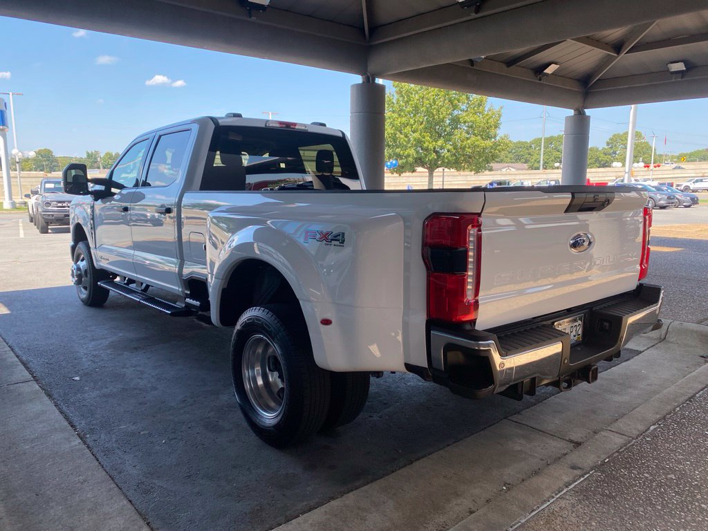 Certified 2025 Ford F350 XLT w/ 360-Degree Camera Package AWD/4WD image 5