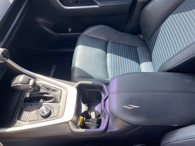 Used 2020 Toyota RAV4 XSE AWD/4WD image 30