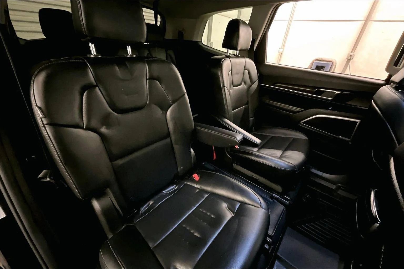 Used 2025 Kia Telluride S image 26