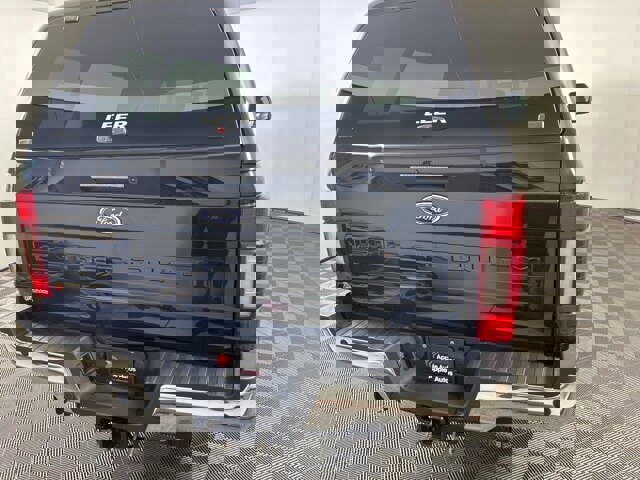 Certified 2022 Ford F250 Lariat w/ Lariat Ultimate Package image 3