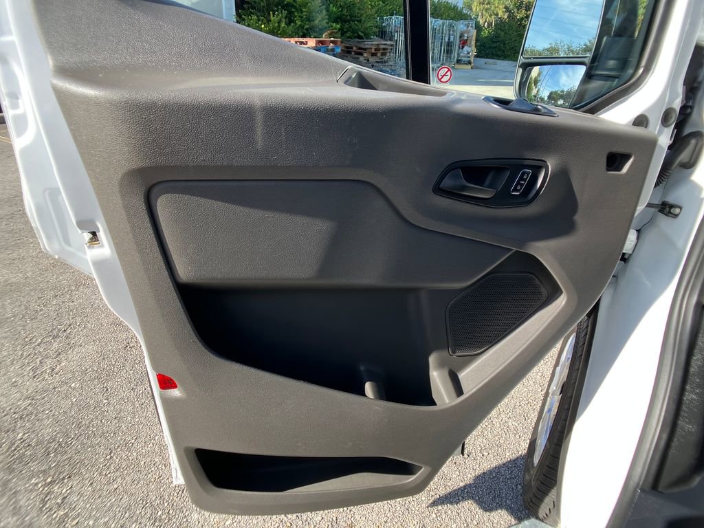 Certified 2024 Ford Transit 250 Low Roof w/ Exterior Upgrade Package image 27