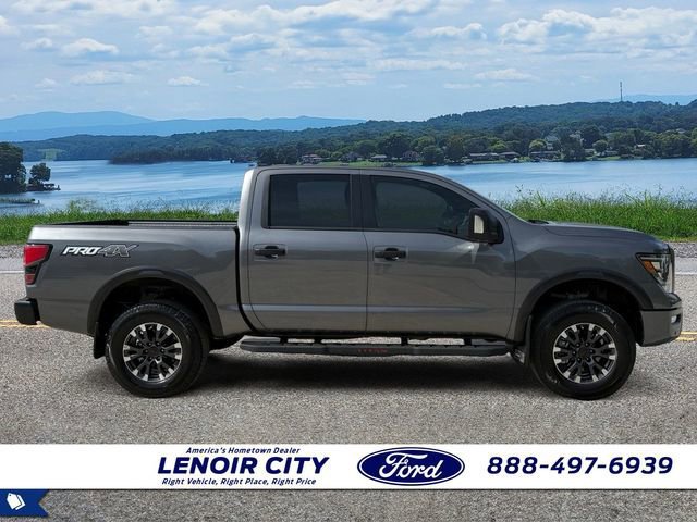 Used 2023 Nissan Titan PRO-4X w/ Pro-4x Convenience Package image 6