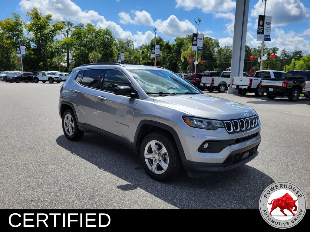 Used 2024 Jeep Compass Latitude AWD/4WD image 9