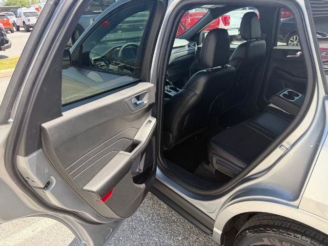 Certified 2024 Ford Escape ST-Line w/ Tech Pack #1 AWD/4WD image 12