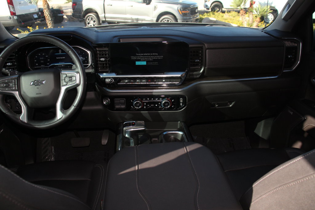 Used 2023 Chevrolet Silverado 1500 RST w/ Convenience Package II AWD/4WD image 19