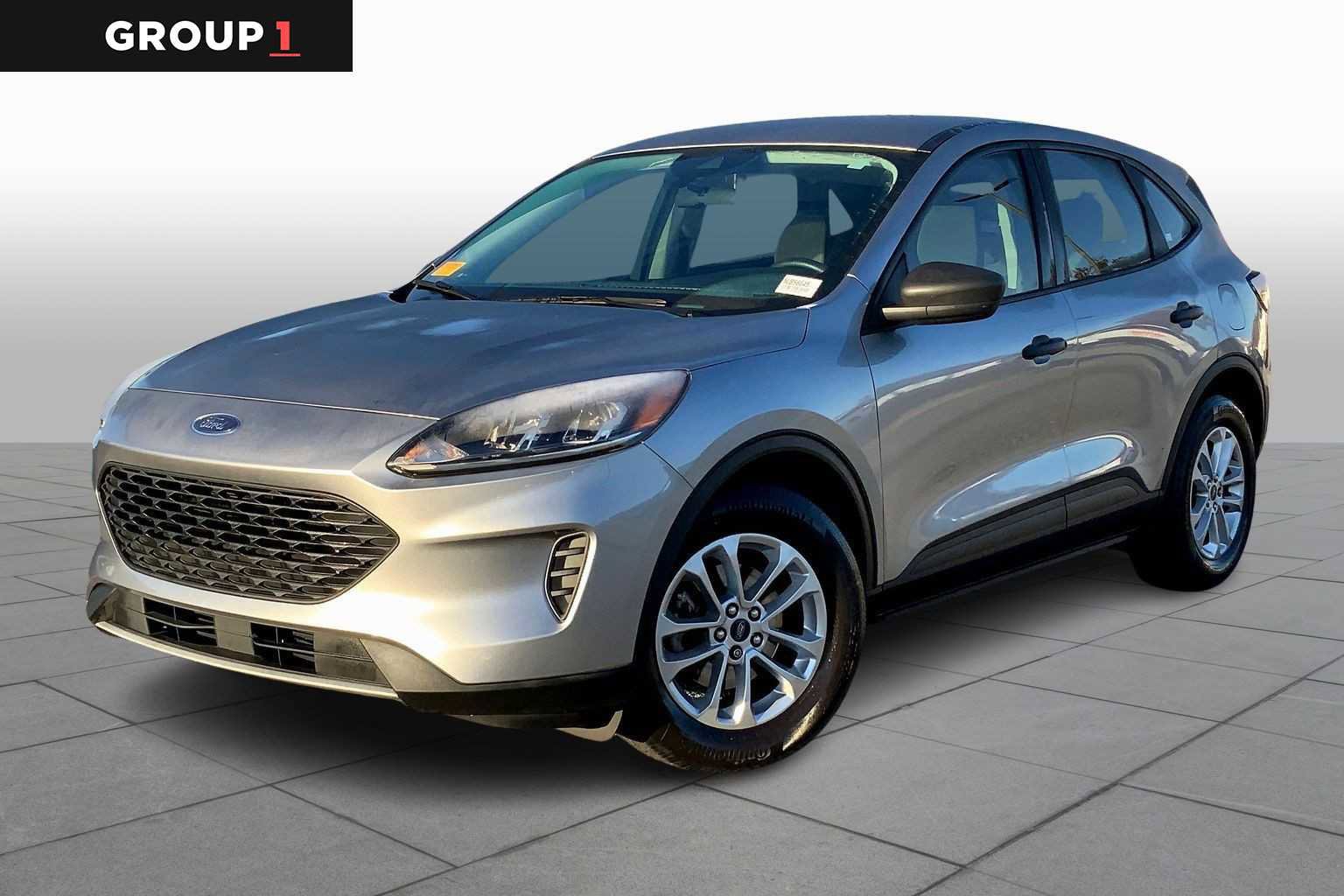 Certified 2022 Ford Escape S image 5