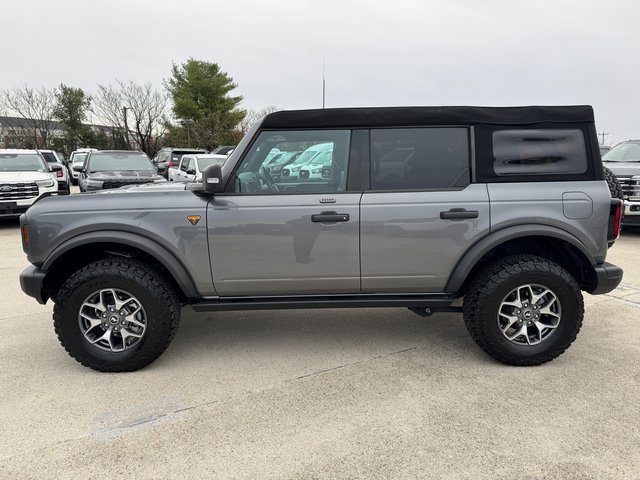 Certified 2023 Ford Bronco Badlands image 2