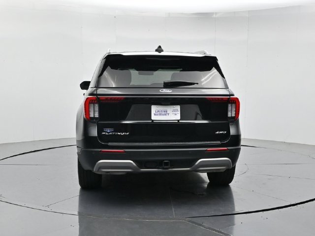Certified 2025 Ford Explorer Platinum w/ LUX Leather Package AWD/4WD image 9