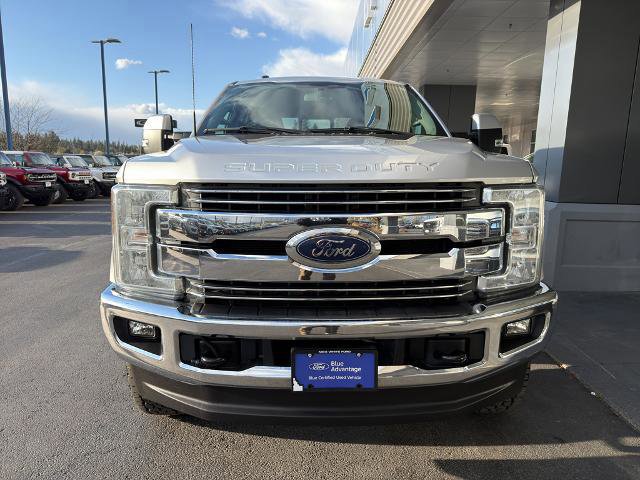 Certified 2017 Ford F350 Lariat w/ Camper Package image 7