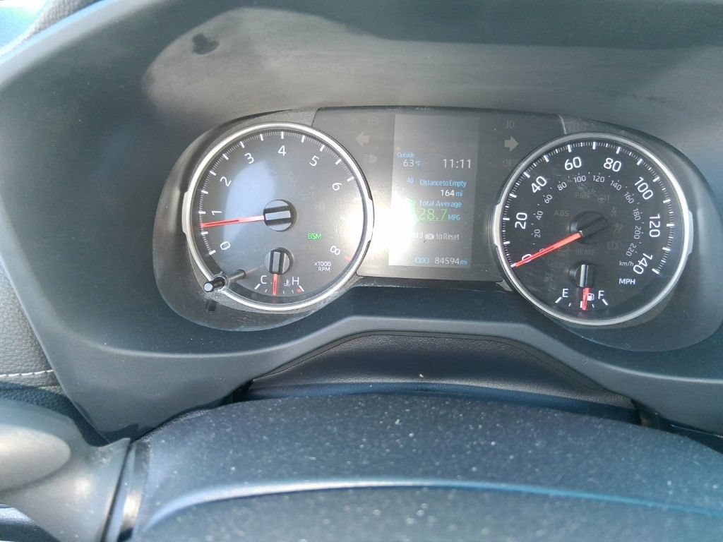 Used 2020 Toyota RAV4 LE w/ Carpet Mat Package AWD/4WD image 14