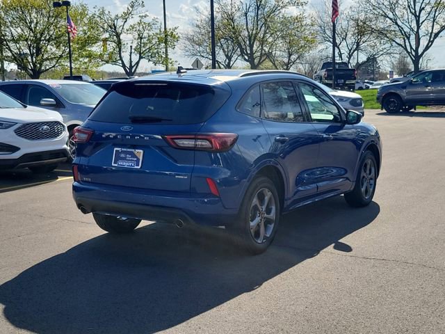 Certified 2023 Ford Escape ST-Line Select w/ Tech Pack #1 AWD/4WD image 3