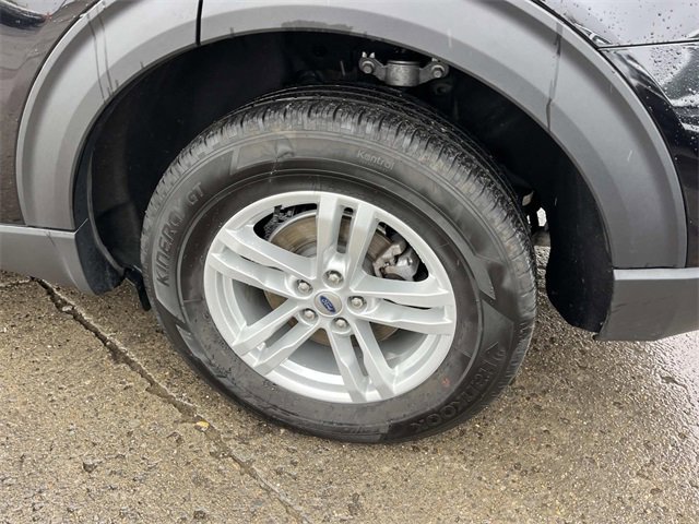 Certified 2023 Ford Explorer XLT w/ Equipment Group 202A image 11