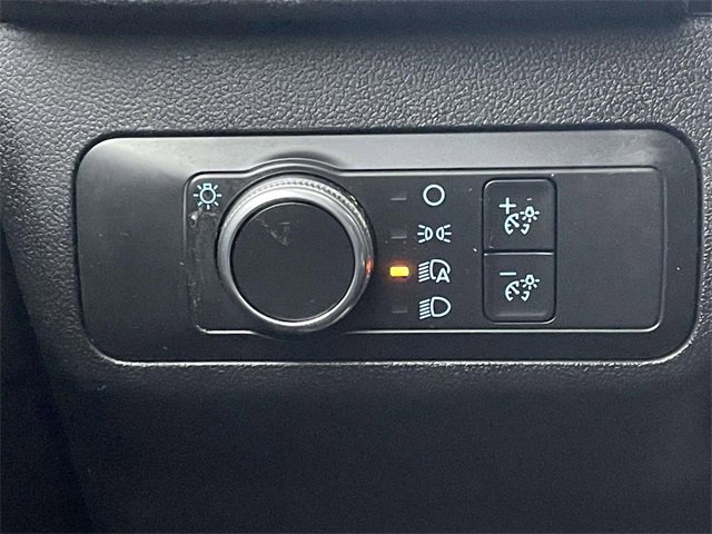 Certified 2020 Ford Escape SE image 18