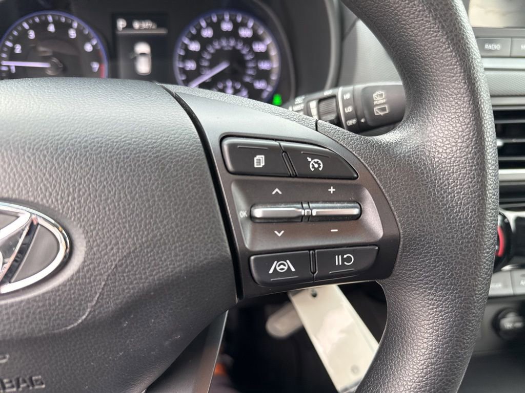 Used 2023 Hyundai Kona SE image 20