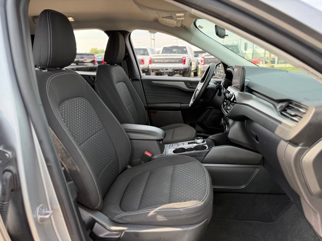 Certified 2024 Ford Escape Active FWD image 12