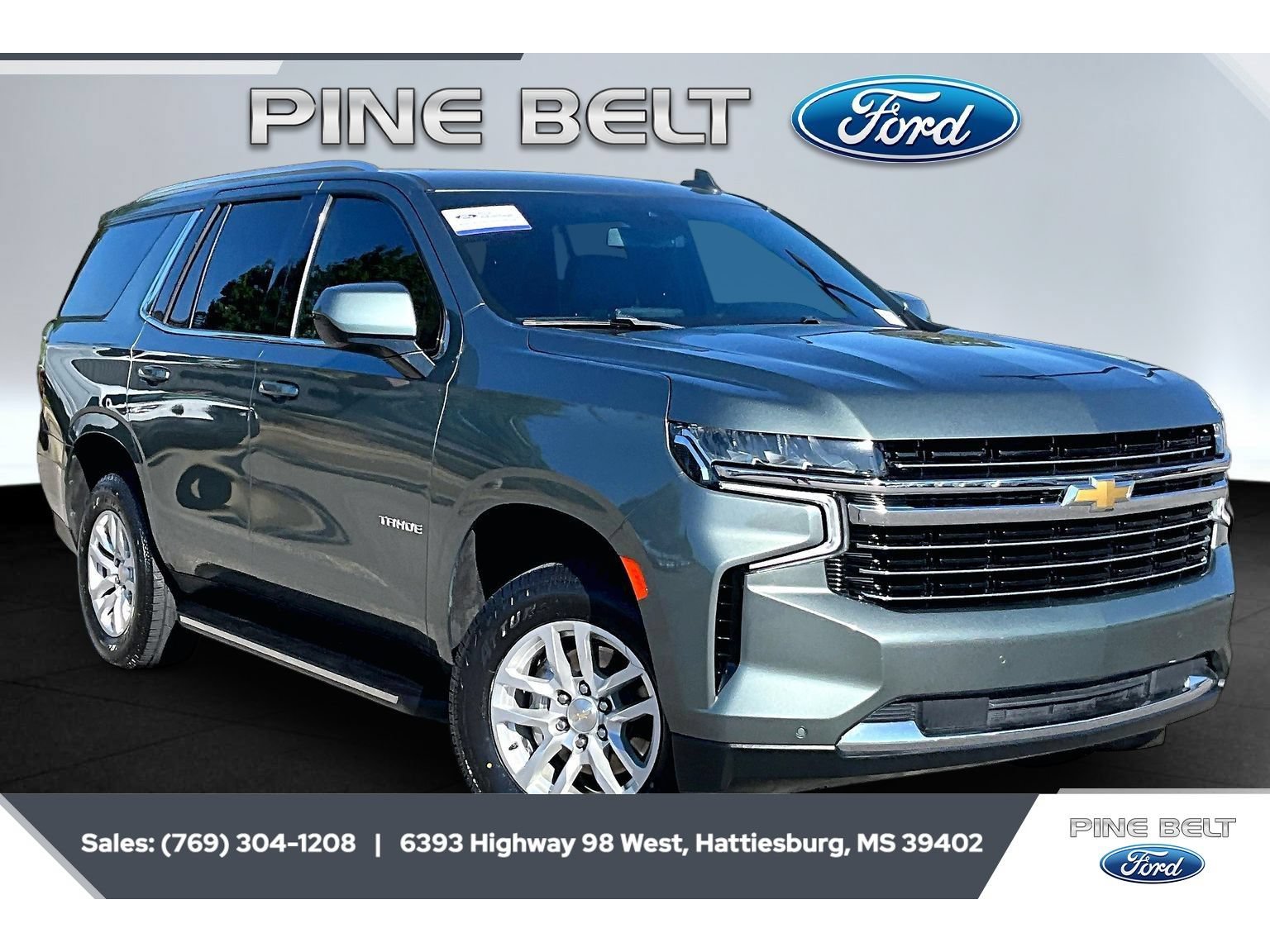 Used 2024 Chevrolet Tahoe LT RWD image 1